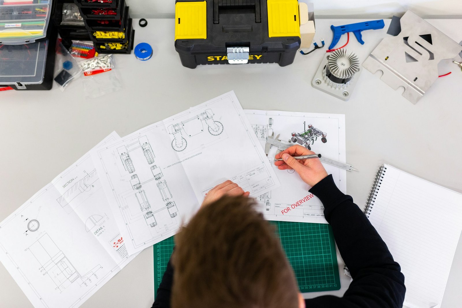 E-Check und Elektroprüfung durch Elektro Wildschütz GmbH – Sicherheitsprüfung in Neuss